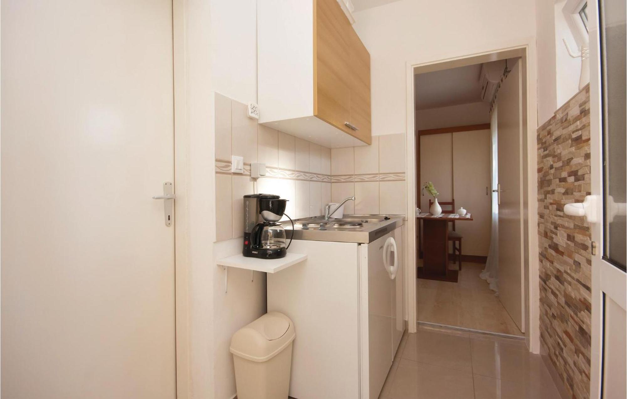 Nice Apartment In Raslina With House Sea View Екстер'єр фото