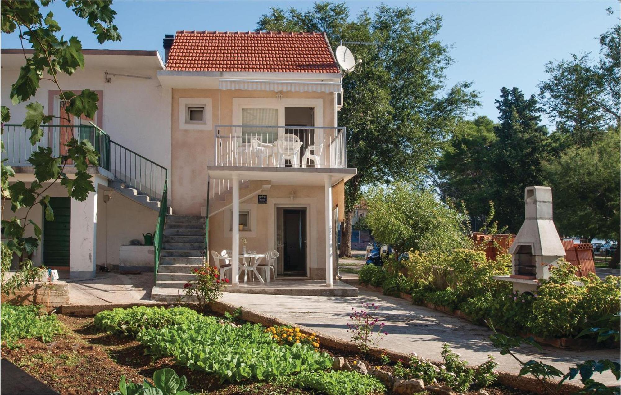 Nice Apartment In Raslina With House Sea View Екстер'єр фото